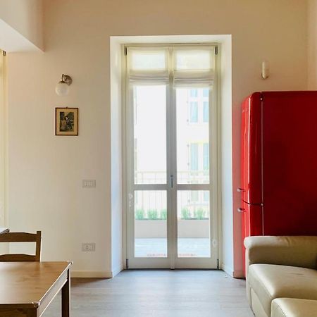 Milano Bocconi-Navigli 10 Apartment Bagian luar foto