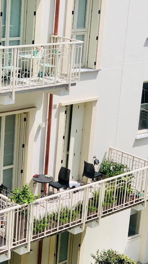 Milano Bocconi-Navigli 10 Apartment Bagian luar foto